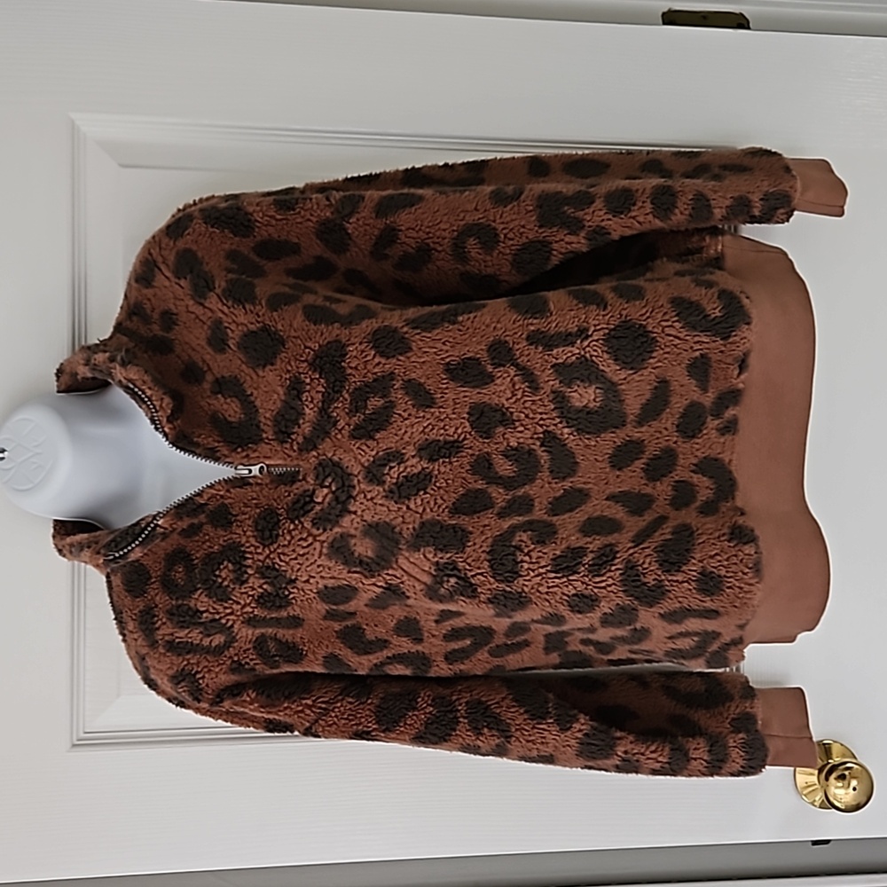 Grayson Threads, Medium - image 1